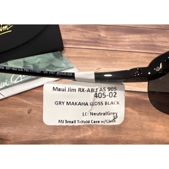 Maui Jim Makaha 405-02 Polarized Sport Sunglasses Grey Lenses Gloss Black Frame - Picture 3 of 10